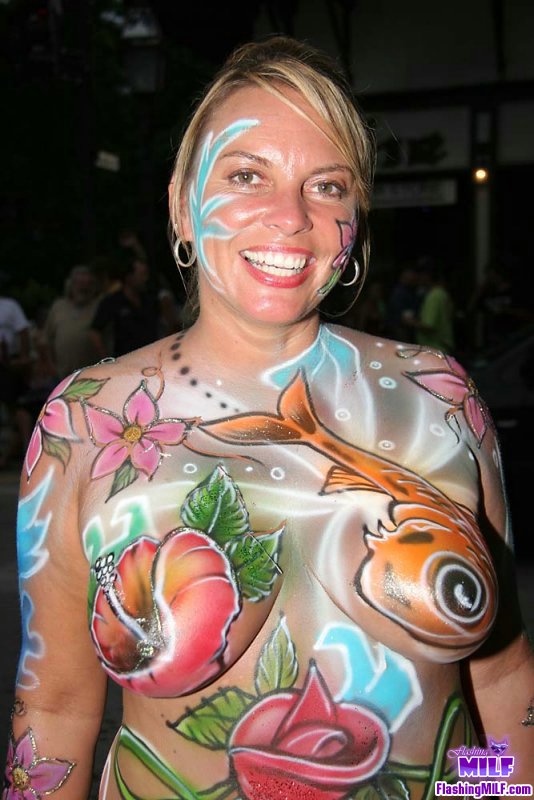 /content/flashing-milf/galleries/007/full/010.jpg