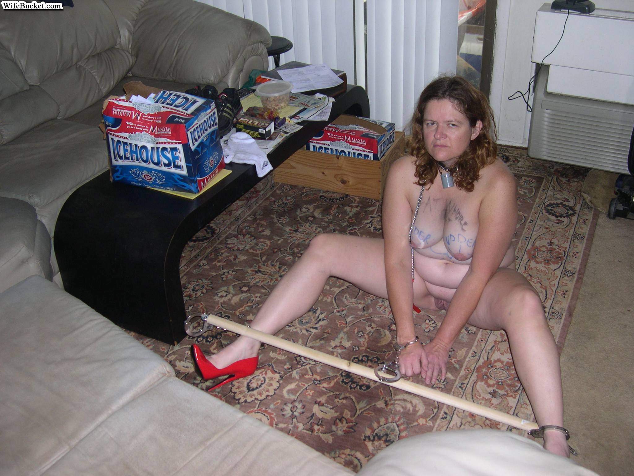 /content/wife-bucket/galleries/p06-naked_amateur_wives_milfs_posing/full/posing_001869.jpg