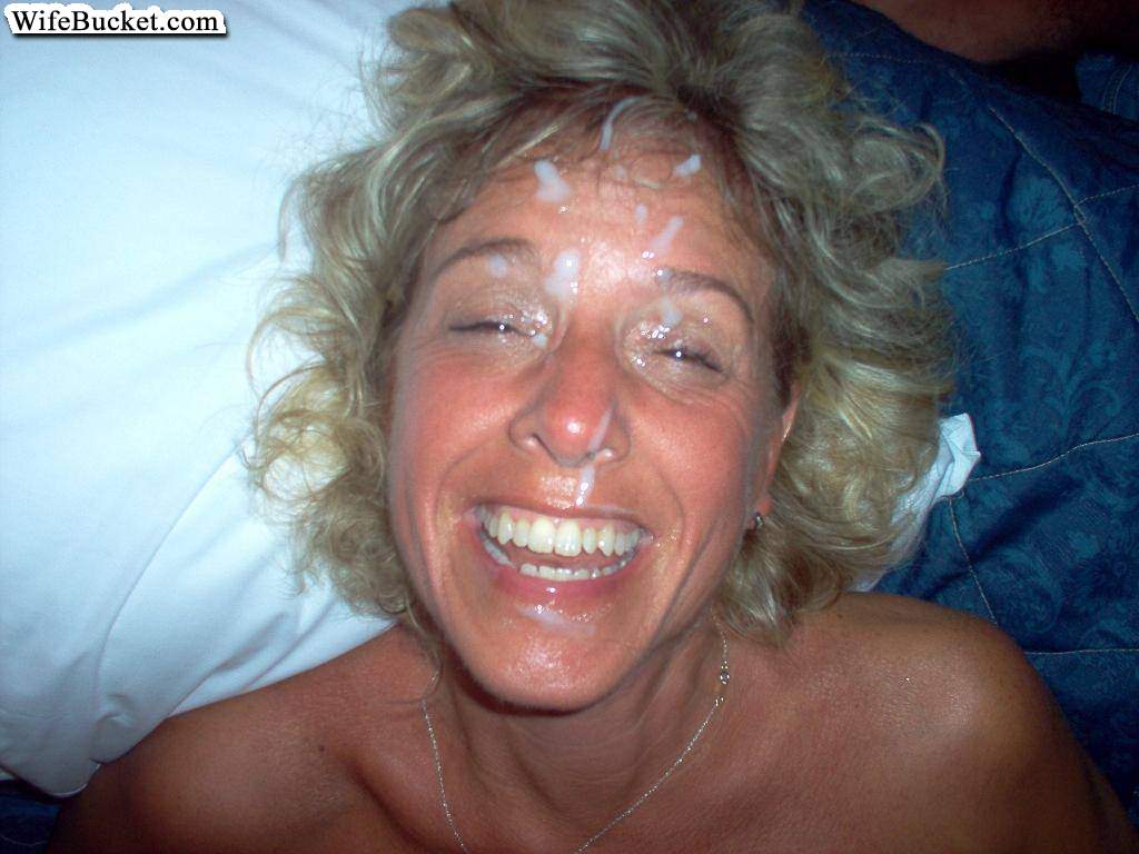 /content/wife-bucket/galleries/wife_blowjob-1-2/full/blowjob_000112.jpg