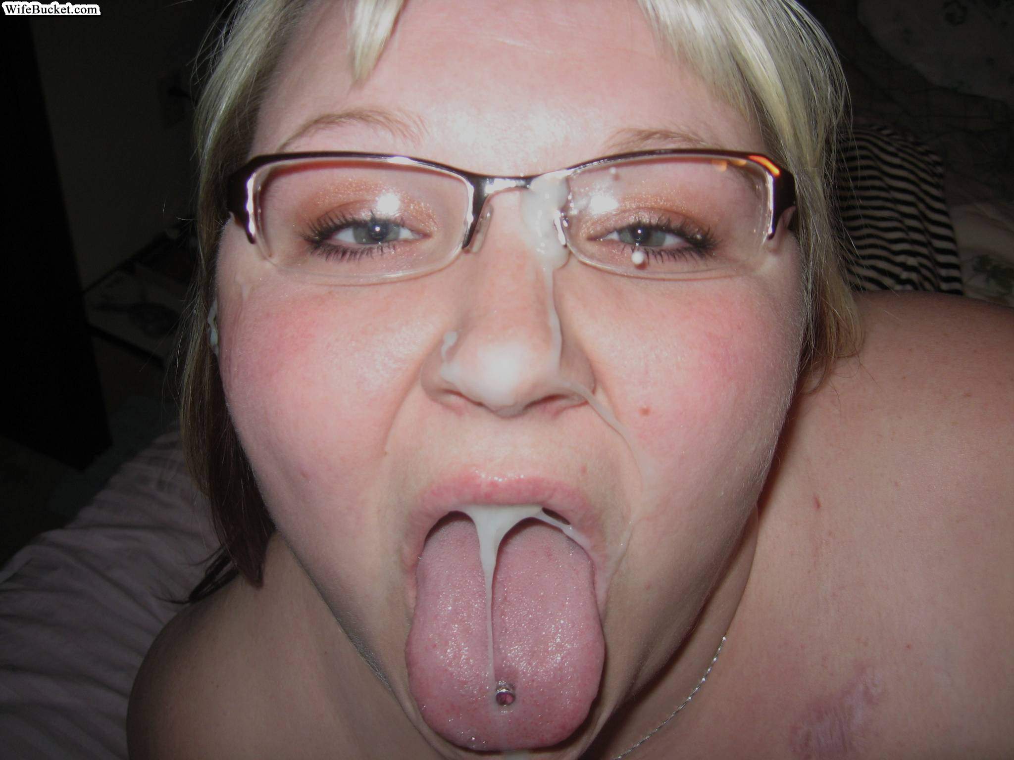 /content/wife-bucket/galleries/wife_blowjob-1-3/full/blowjob_000122.jpg